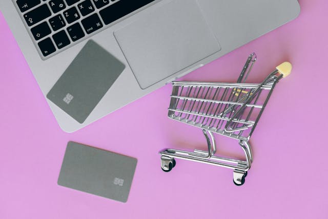 Czy TikTok Shop jest bezpieczny? Na co trzeba uważać?