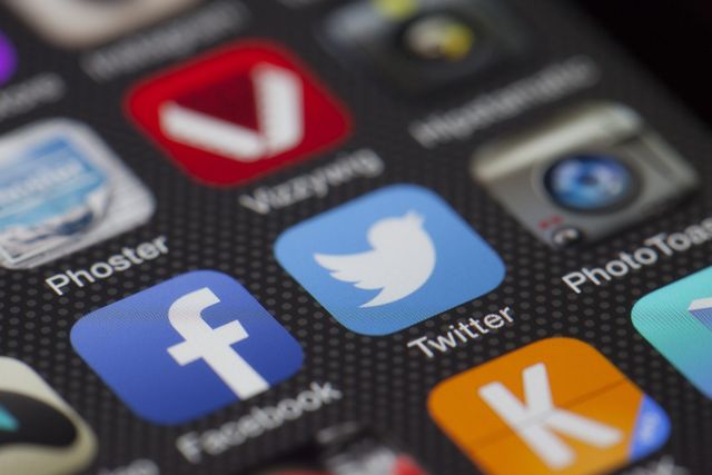 UGC – co to jest i jak wykorzystać to w marketingu?